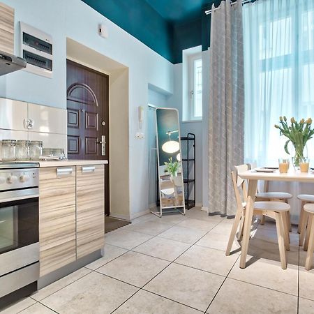 Tyzenhauz Apartments Zygmunta Augusta Street Kraków Eksteriør billede
