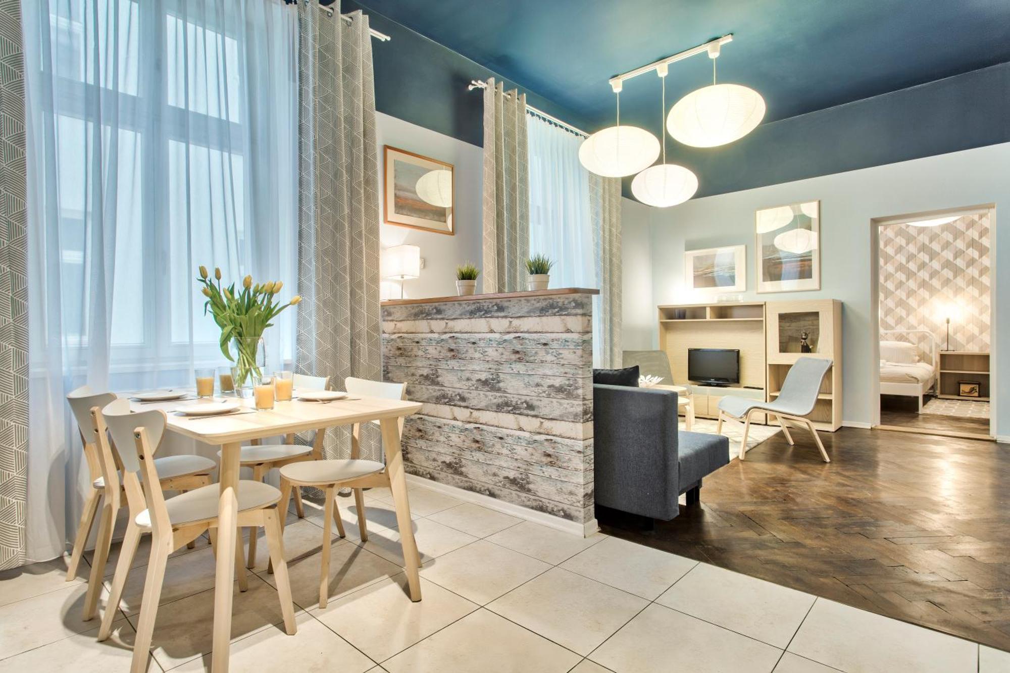 Tyzenhauz Apartments Zygmunta Augusta Street Kraków Eksteriør billede